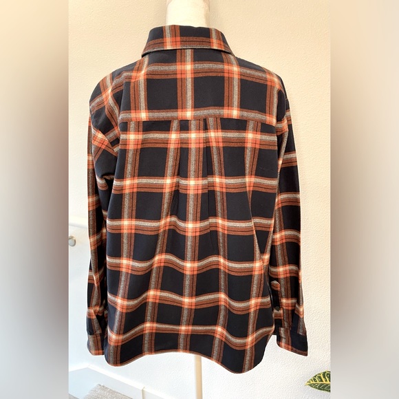 Uniqlo Pullover Plaid Flannel Shirt EUC Size Small - Picture 2 of 8